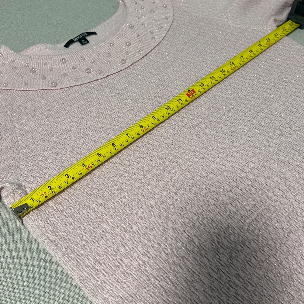 Briggs New York Light Pink Beaded Collar Sweater
SZXL - Picture 6 of 13